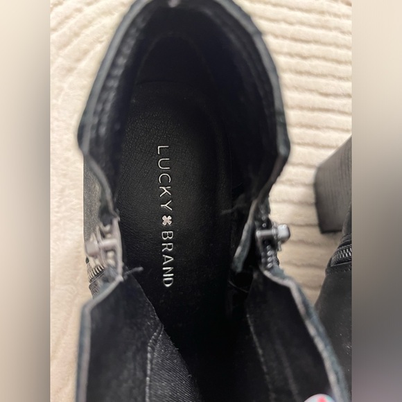 Lucky Brand Ankle Boots - Picture 4 of 10